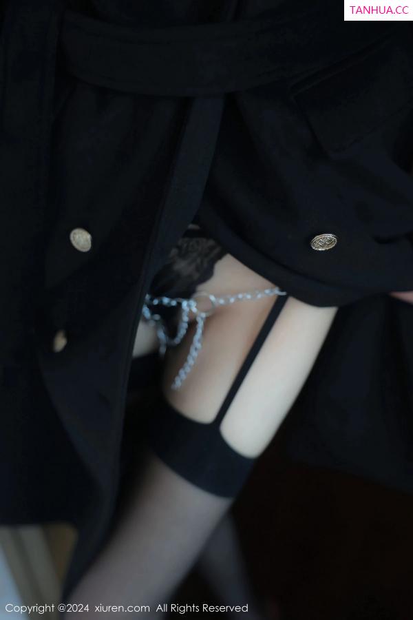   [XiuRen]高清写真图 2024.02.29 No.8152 晚苏susu 黑丝美腿第22张图片
